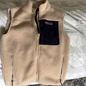 Vineyard Vines Fleece Vest with navy pocket and zippers.